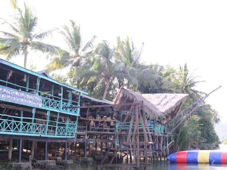 Arcadia Backpackers