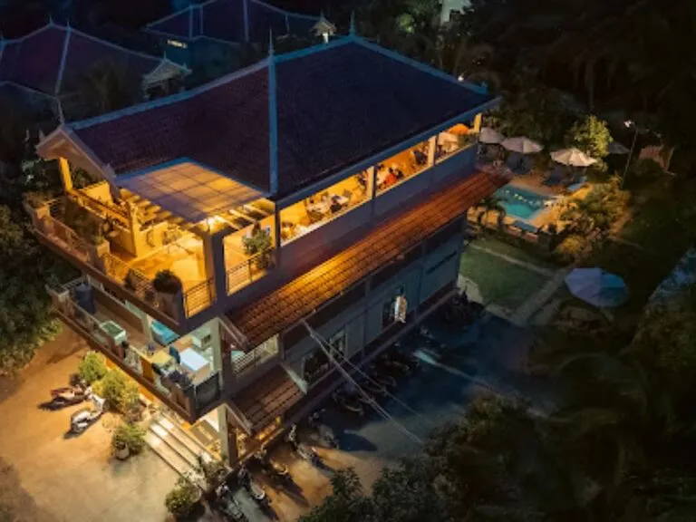 Karma Traders Hotel